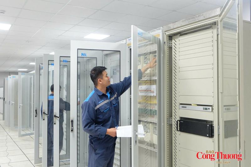 Thủy điện Nậm Na 3 đặc biệt chú trọng công tác bảo trì, bảo dưỡng các thiết bị vận hành.