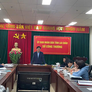 <a href="/dang-doan-the/cong-doan" title="Công đoàn" rel="dofollow">Công đoàn</a>