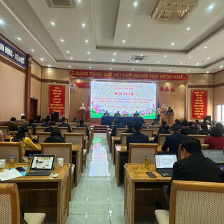 <a href="/thong-tin-tong-hop/tin-tuc-chung" title="Tin tức chung" rel="dofollow">Tin tức chung</a>