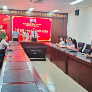 <a href="/dang-doan-the" title="Đảng, Đoàn thể" rel="dofollow">Đảng, Đoàn thể</a>